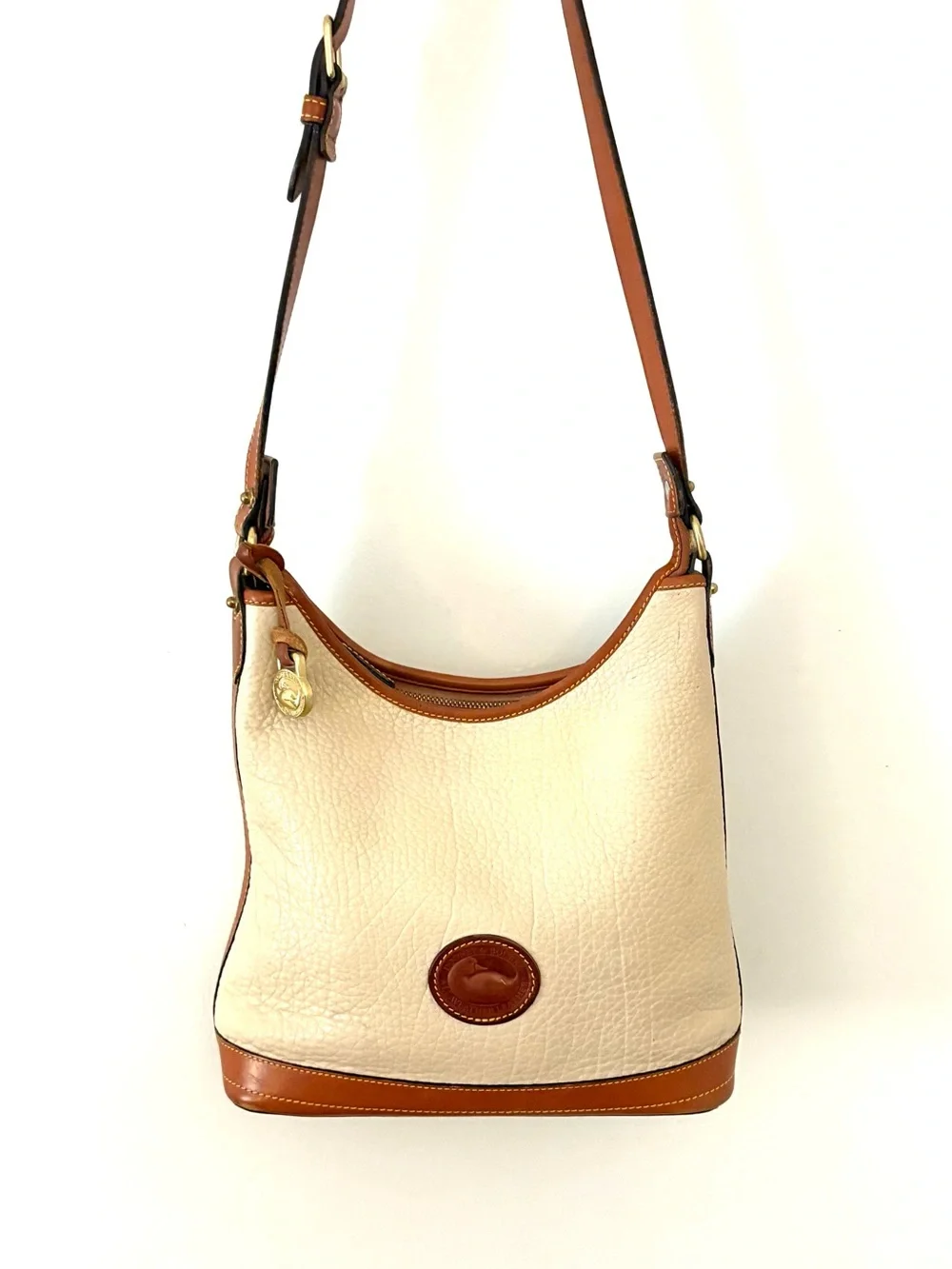 DOONEY & BOURKE Neutral Tan Pebbled All Weather Leather Hobo Bag Bucket